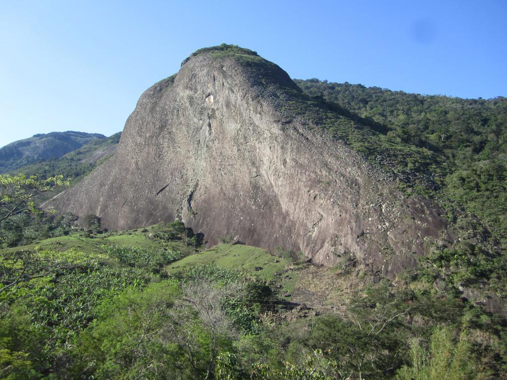 Residencia Pedra Do Elefante Hotel Guarapari Kültér fotó